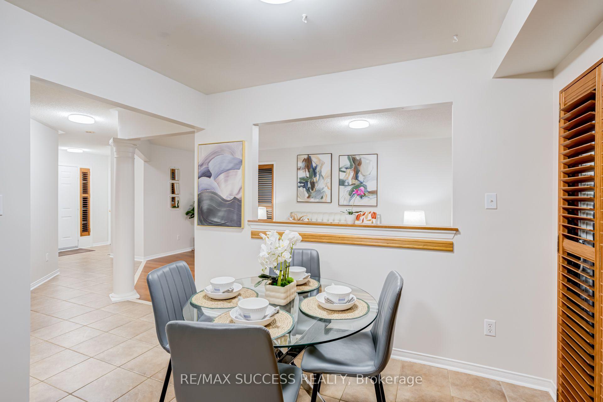 Photo 17 of 54 Ferncroft Place, Brampton, Fletcher's Meadow — HOMEH