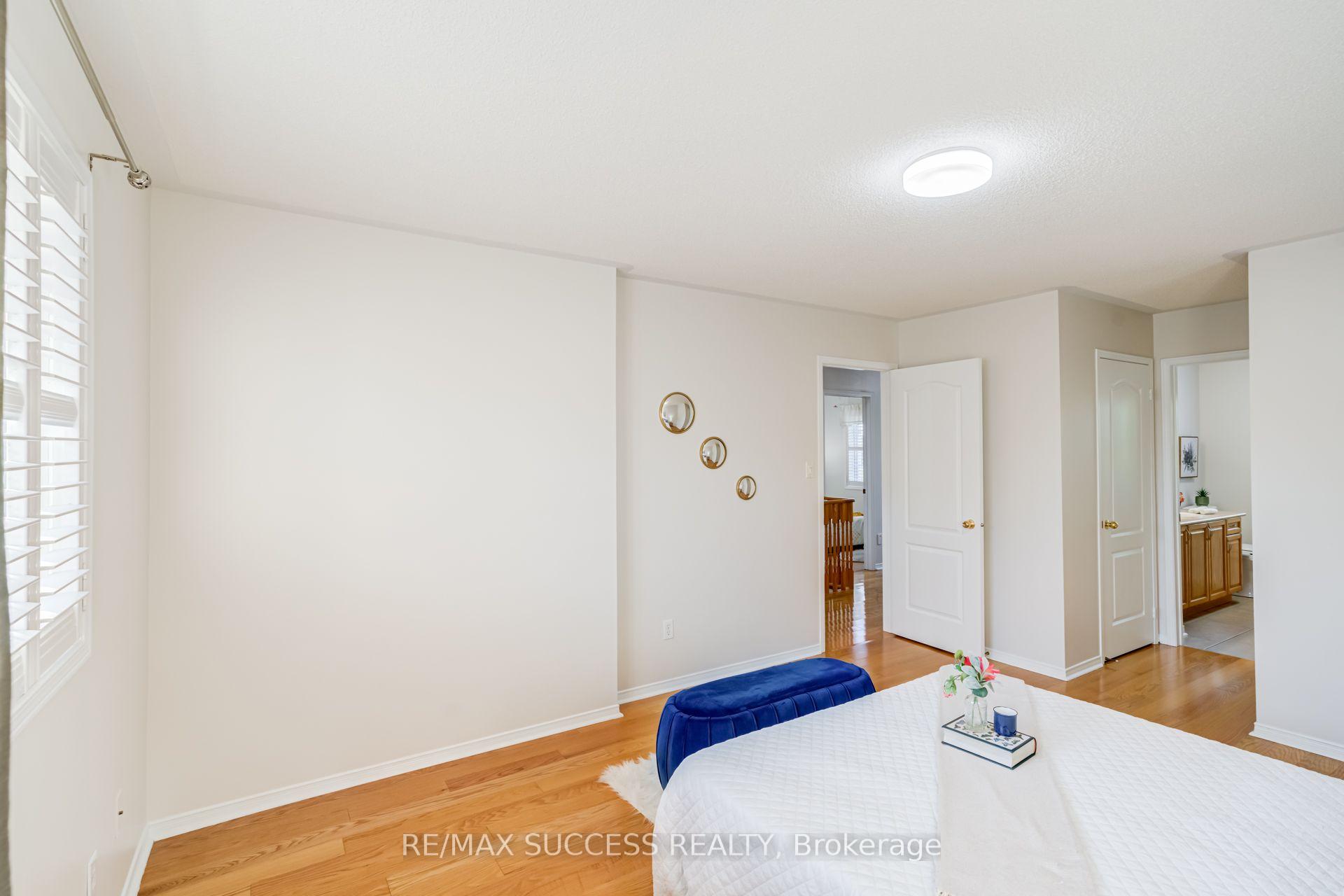 Photo 26 of 54 Ferncroft Place, Brampton, Fletcher's Meadow — HOMEH
