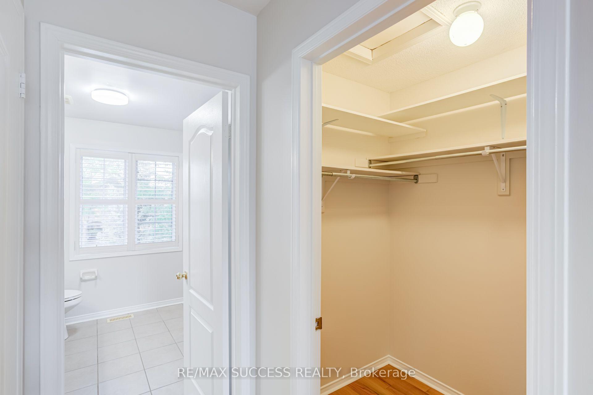 Photo 27 of 54 Ferncroft Place, Brampton, Fletcher's Meadow — HOMEH