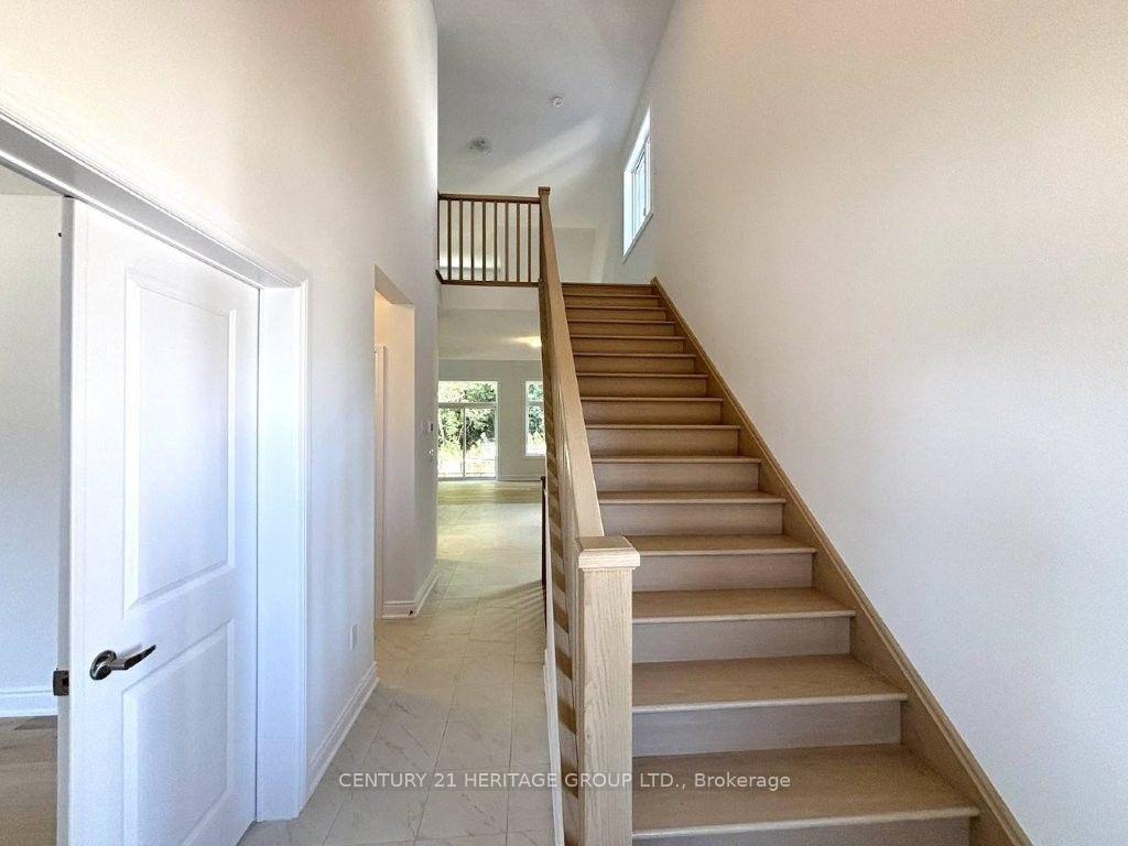 Photo 2 of 130 Beacon Drive, Blue Mountains — HOMEH