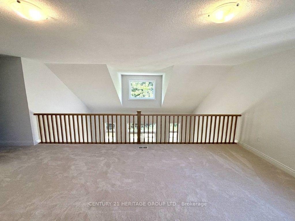 Photo 10 of 130 Beacon Drive, Blue Mountains — HOMEH