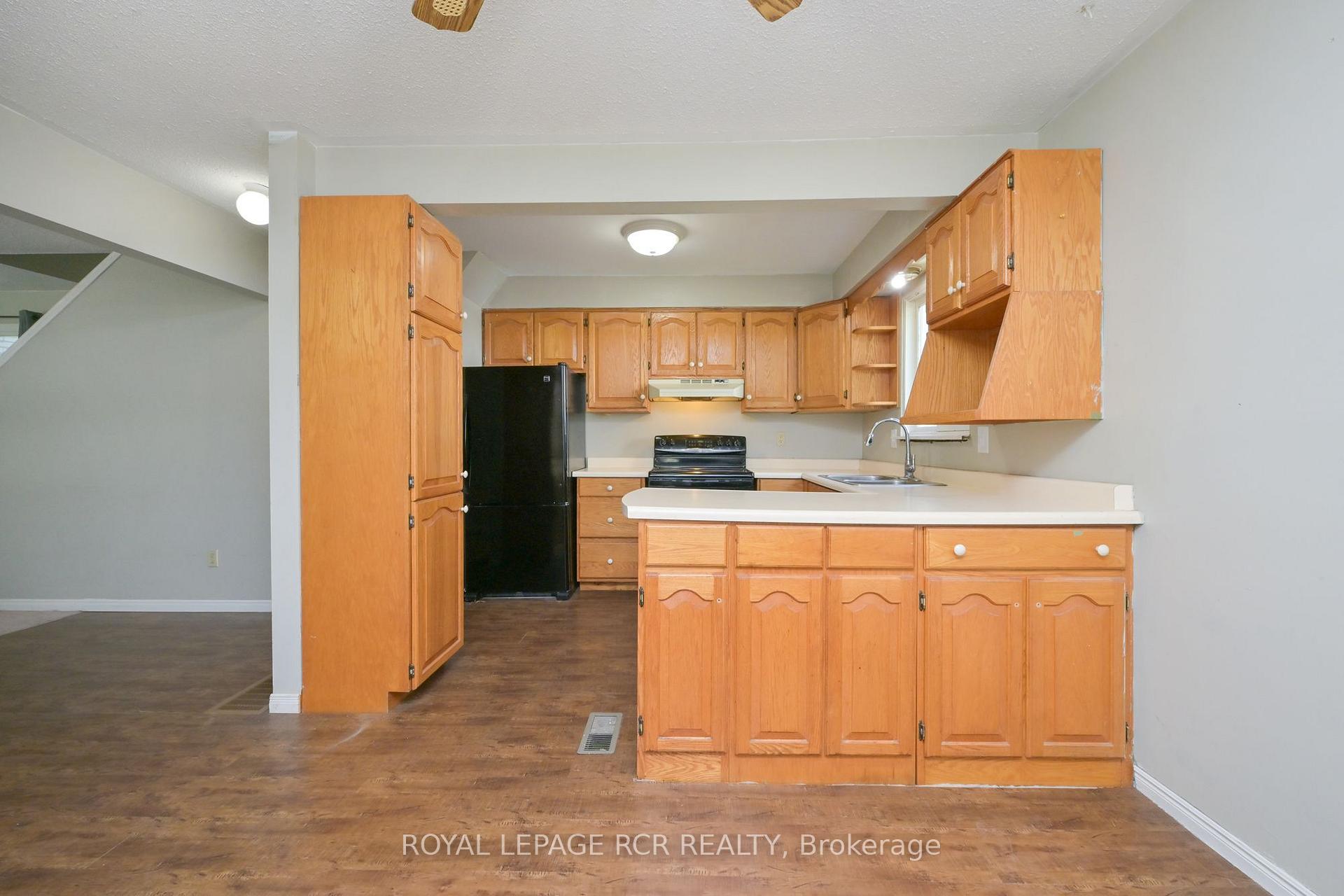 Photo 5 of 116 Ann Street, Shelburne — HOMEH
