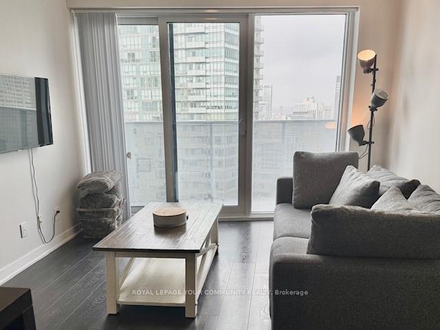 Photo 7 of Unit 5003, 100 Harbour Street, Toronto, Waterfront Communities — HOMEH
