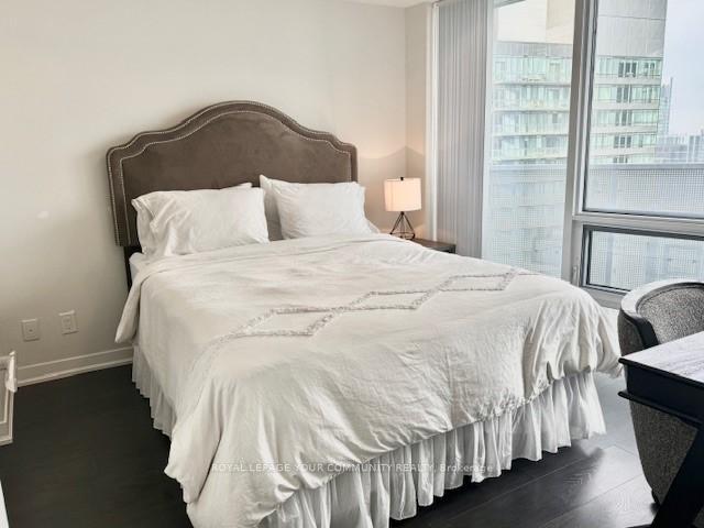 Photo 8 of Unit 5003, 100 Harbour Street, Toronto, Waterfront Communities — HOMEH