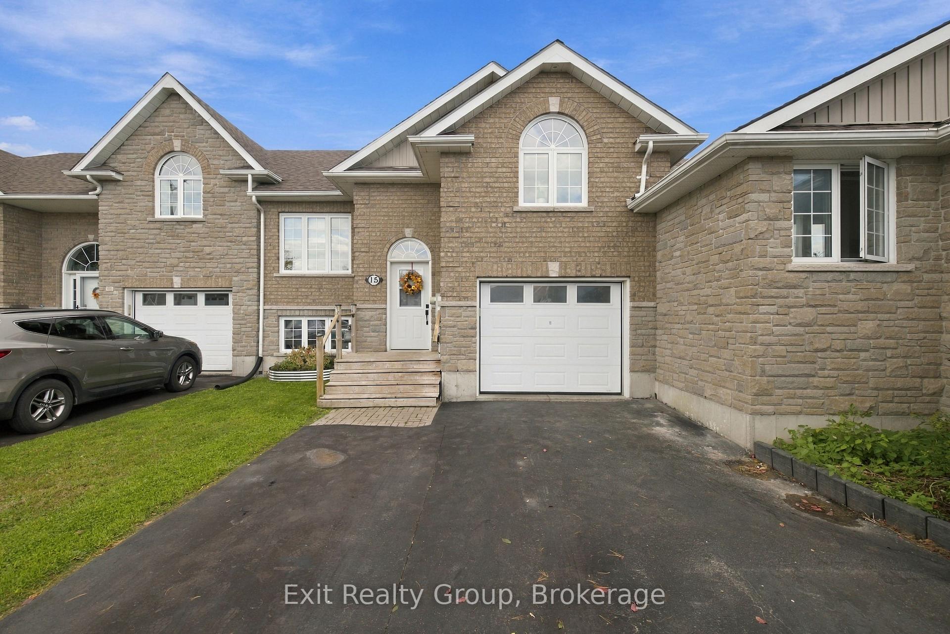 Photo of 15 Evergreen Court