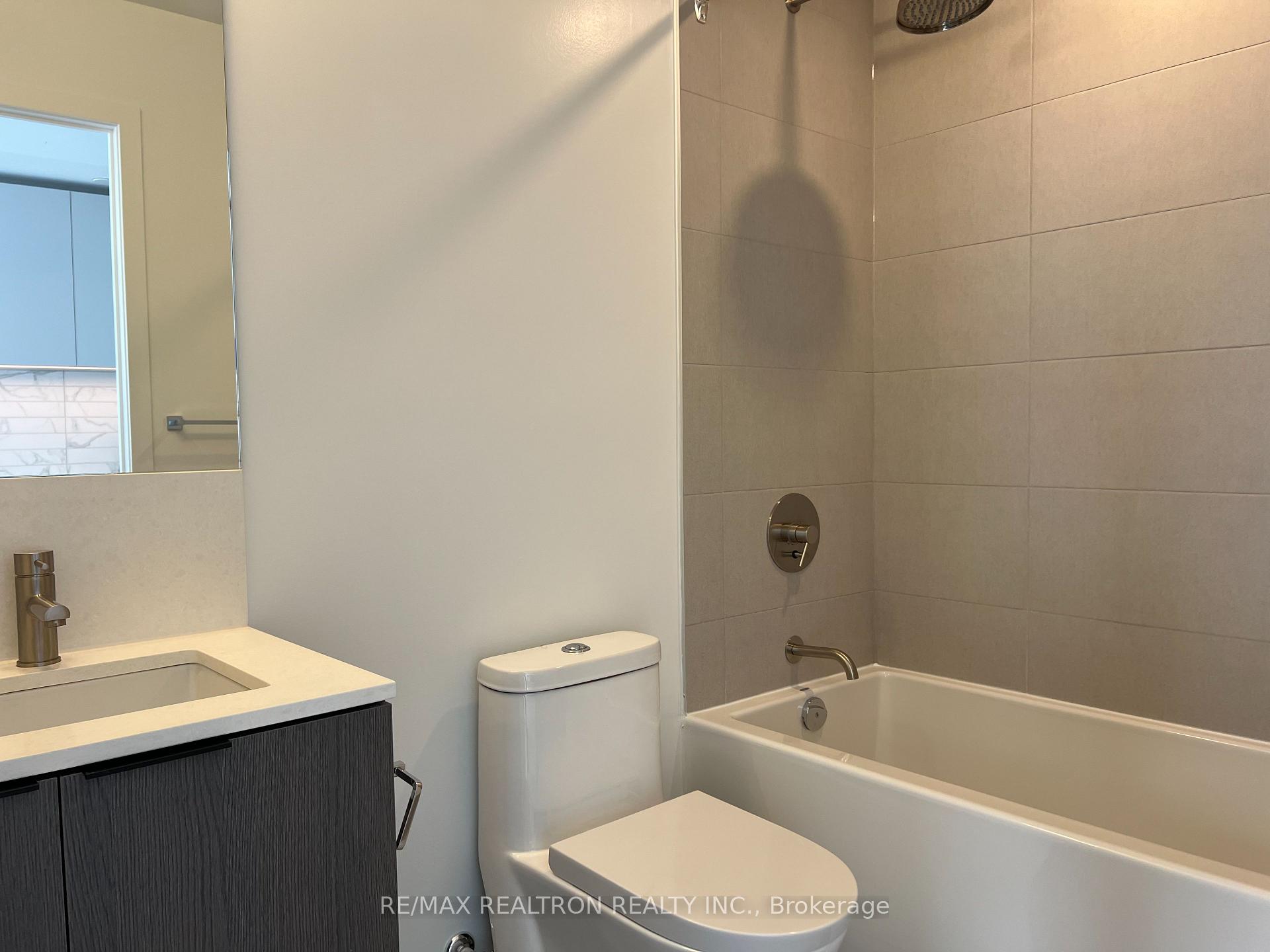 Photo 13 of Unit 4715, 55 Mercer Street, Toronto, Waterfront Communities — HOMEH