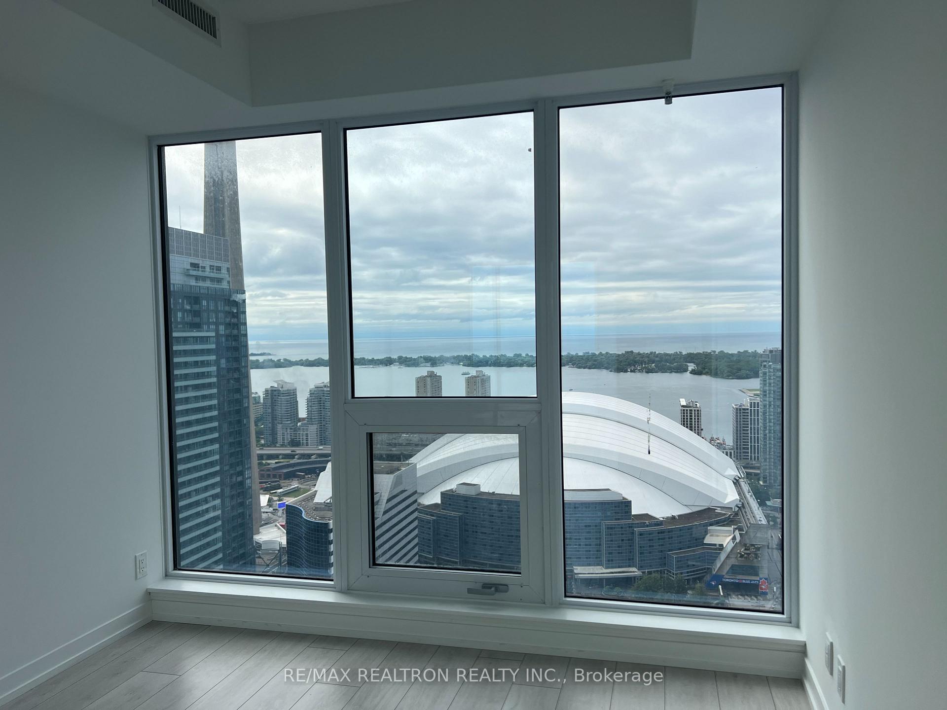 Photo 15 of Unit 4715, 55 Mercer Street, Toronto, Waterfront Communities — HOMEH