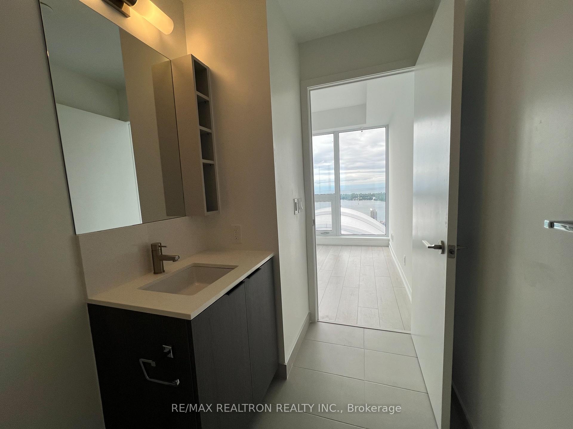 Photo 18 of Unit 4715, 55 Mercer Street, Toronto, Waterfront Communities — HOMEH