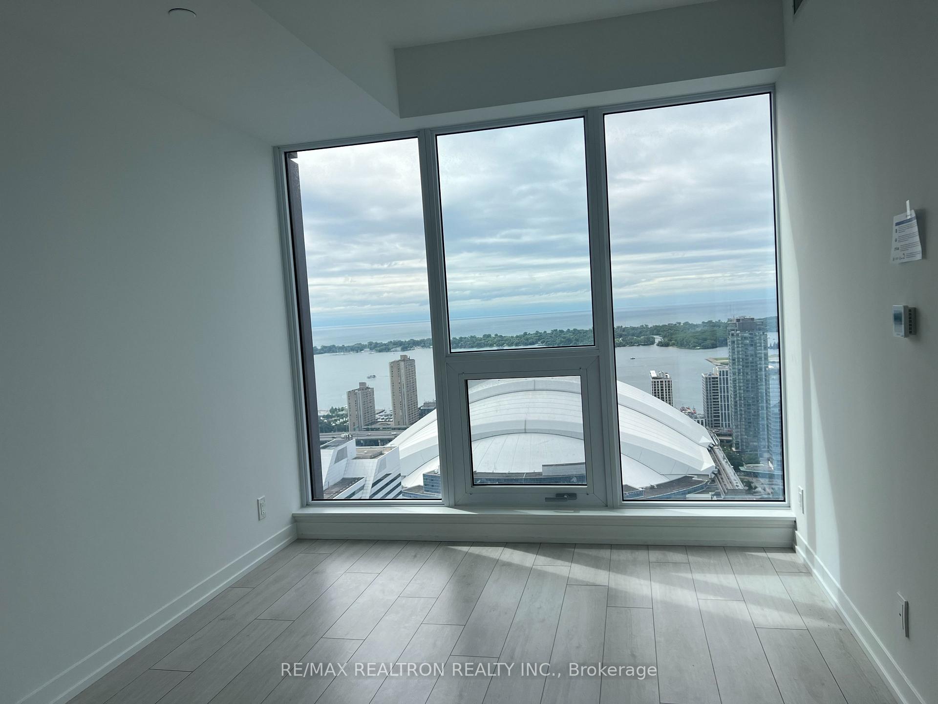 Photo 25 of Unit 4715, 55 Mercer Street, Toronto, Waterfront Communities — HOMEH