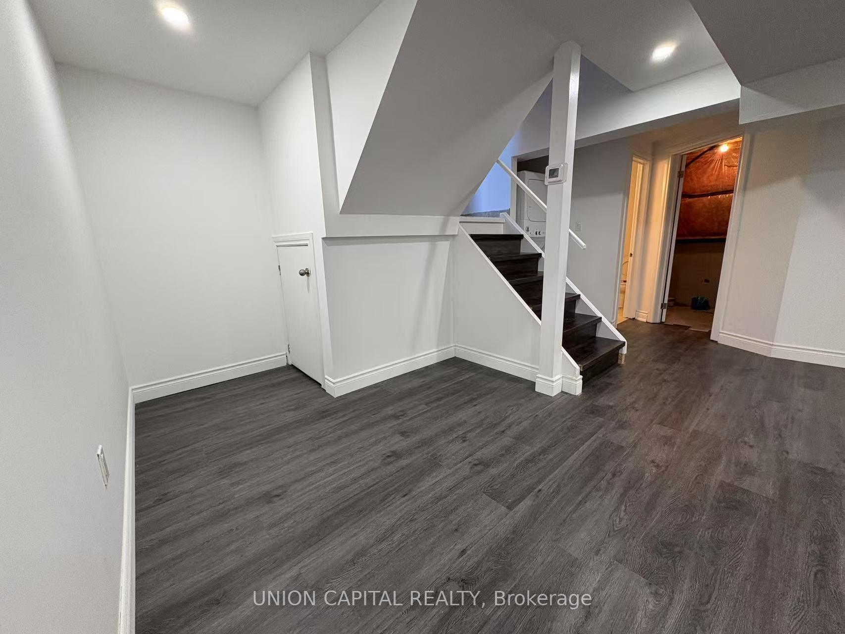 Photo 6 of Unit Lower, 21 Natanya Boulevard, Georgina, Keswick North — HOMEH