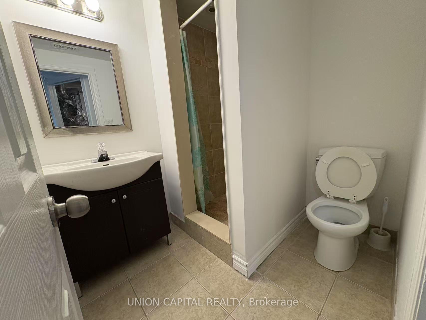 Photo 8 of Unit Lower, 21 Natanya Boulevard, Georgina, Keswick North — HOMEH