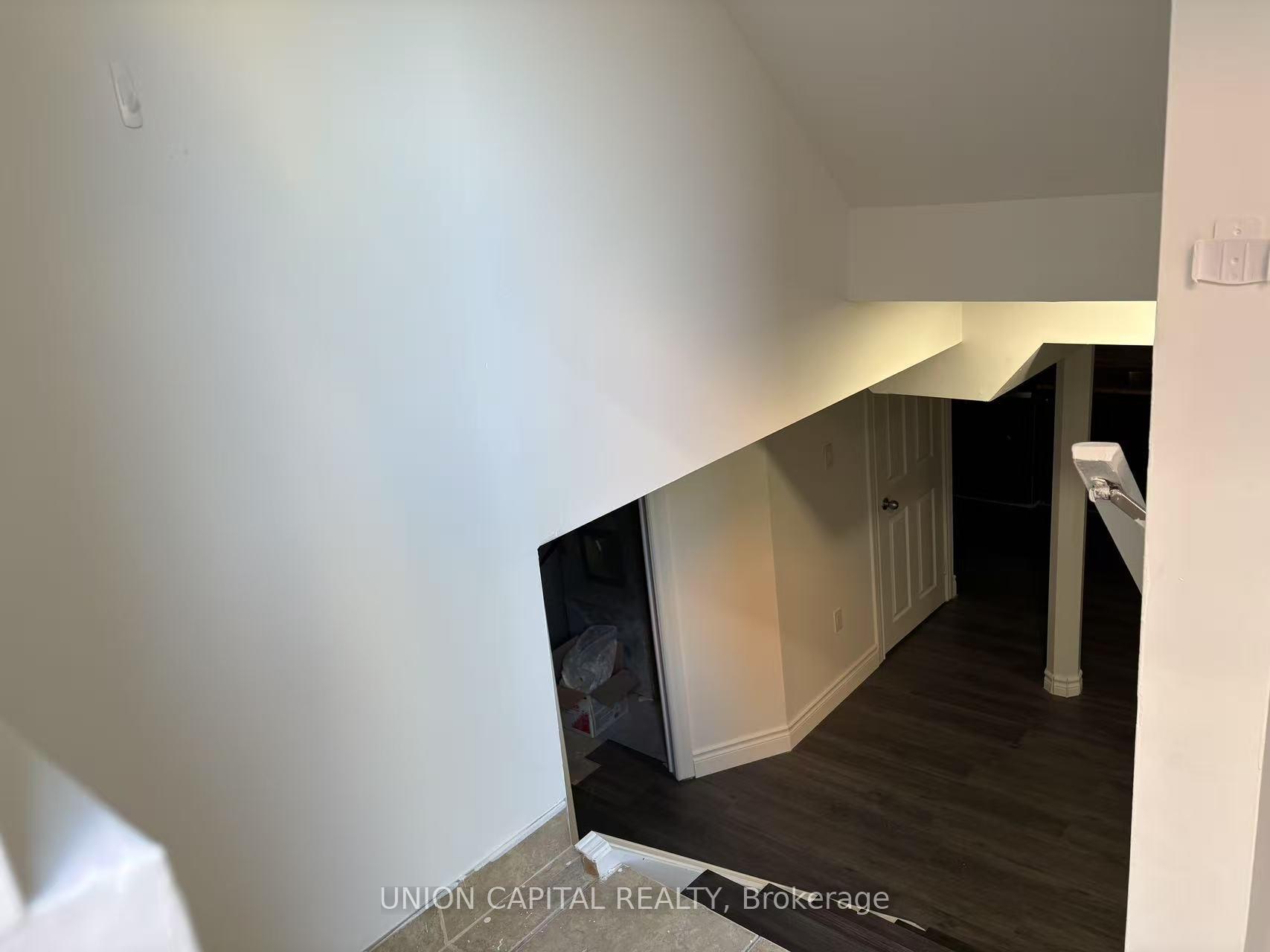 Photo 9 of Unit Lower, 21 Natanya Boulevard, Georgina, Keswick North — HOMEH
