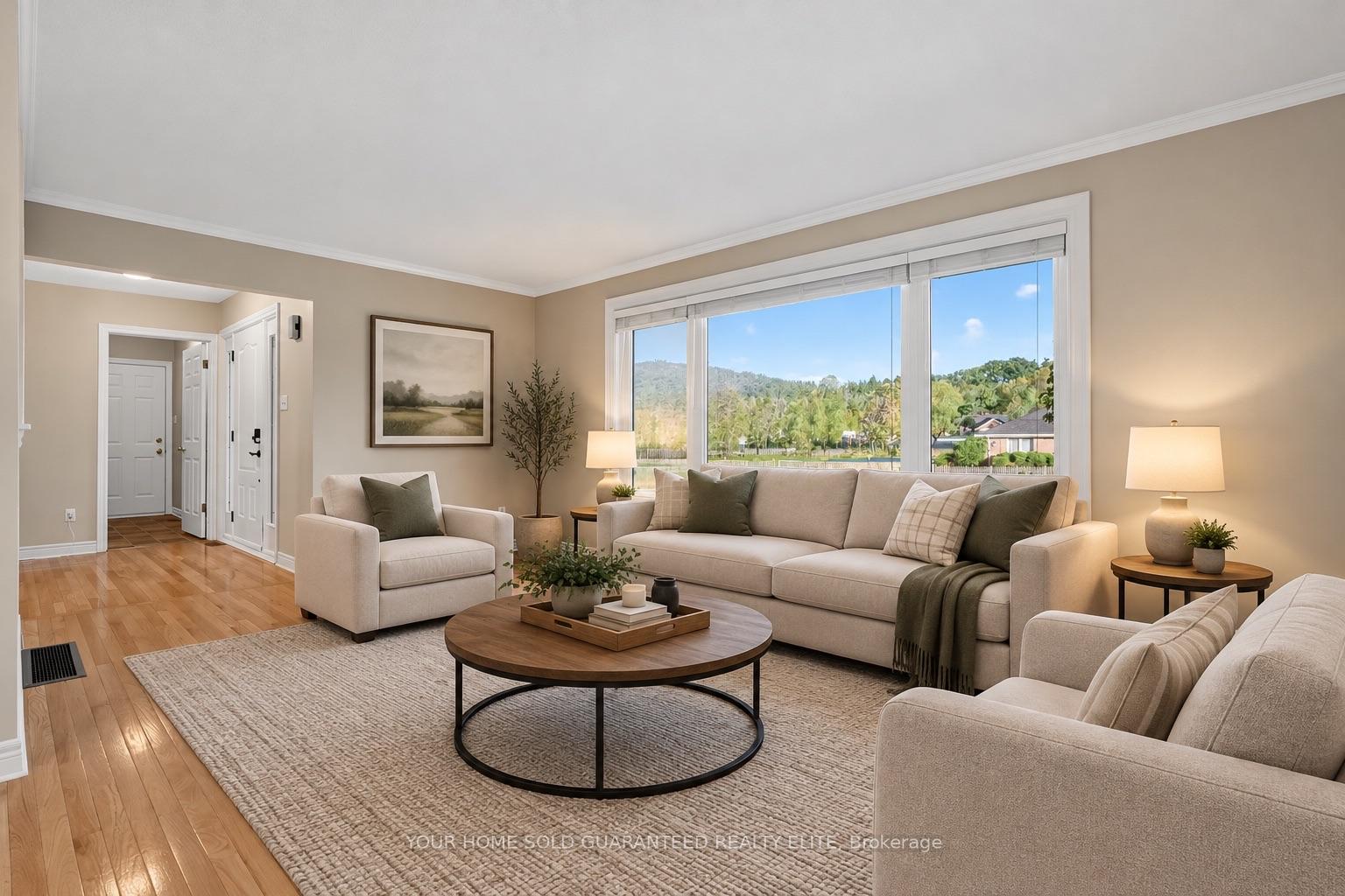 Photo 6 of 90 Victor Boulevard, Brant, South Dumfries — HOMEH