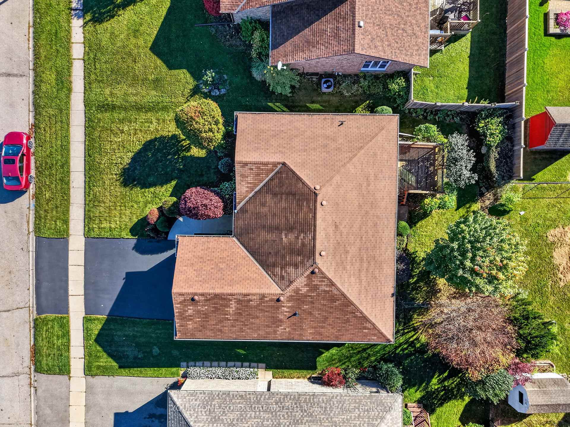 Photo 25 of 90 Victor Boulevard, Brant, South Dumfries — HOMEH