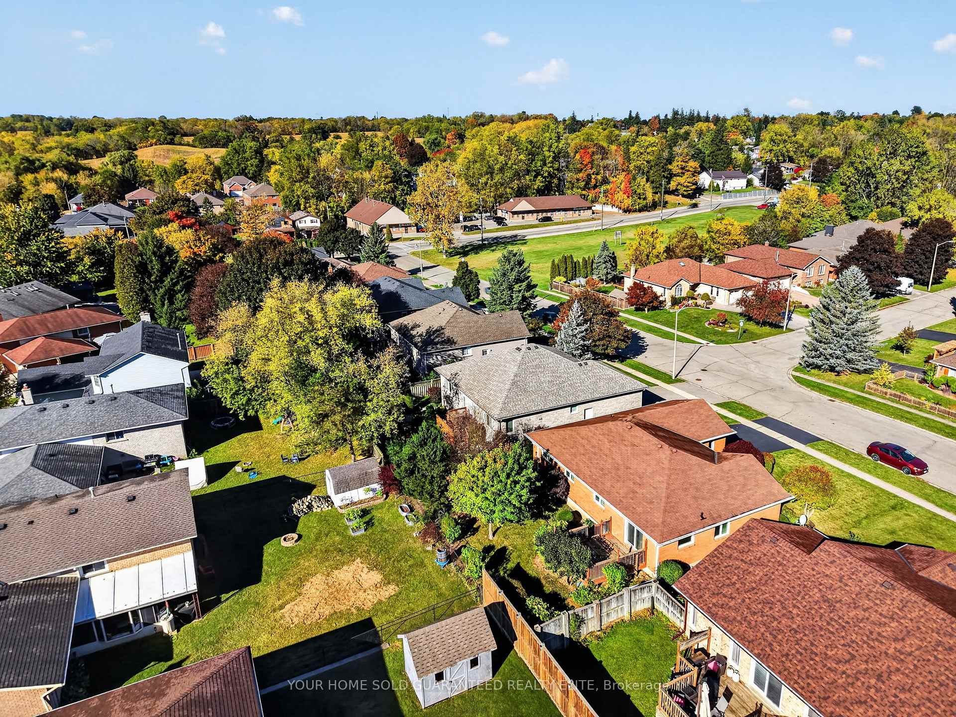 Photo 30 of 90 Victor Boulevard, Brant, South Dumfries — HOMEH