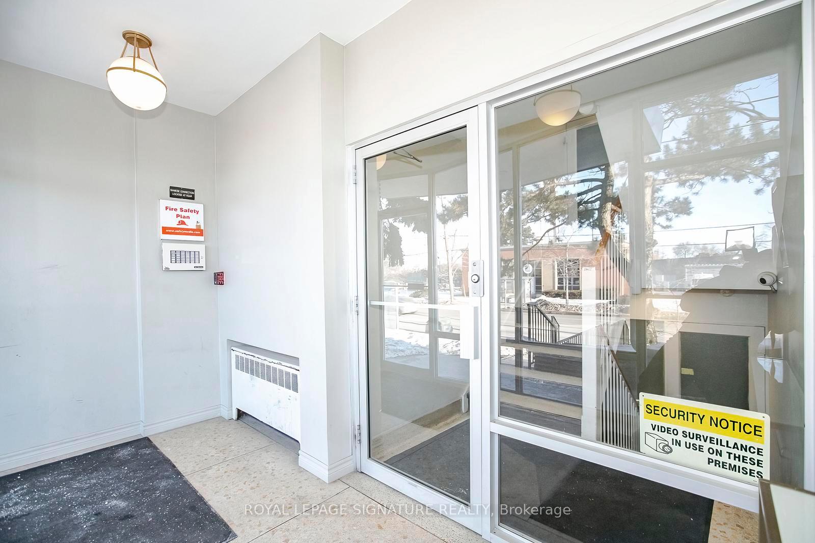 Photo 6 of Unit 305, 219 Wilson Avenue, Toronto, Bedford Park-Nortown — HOMEH