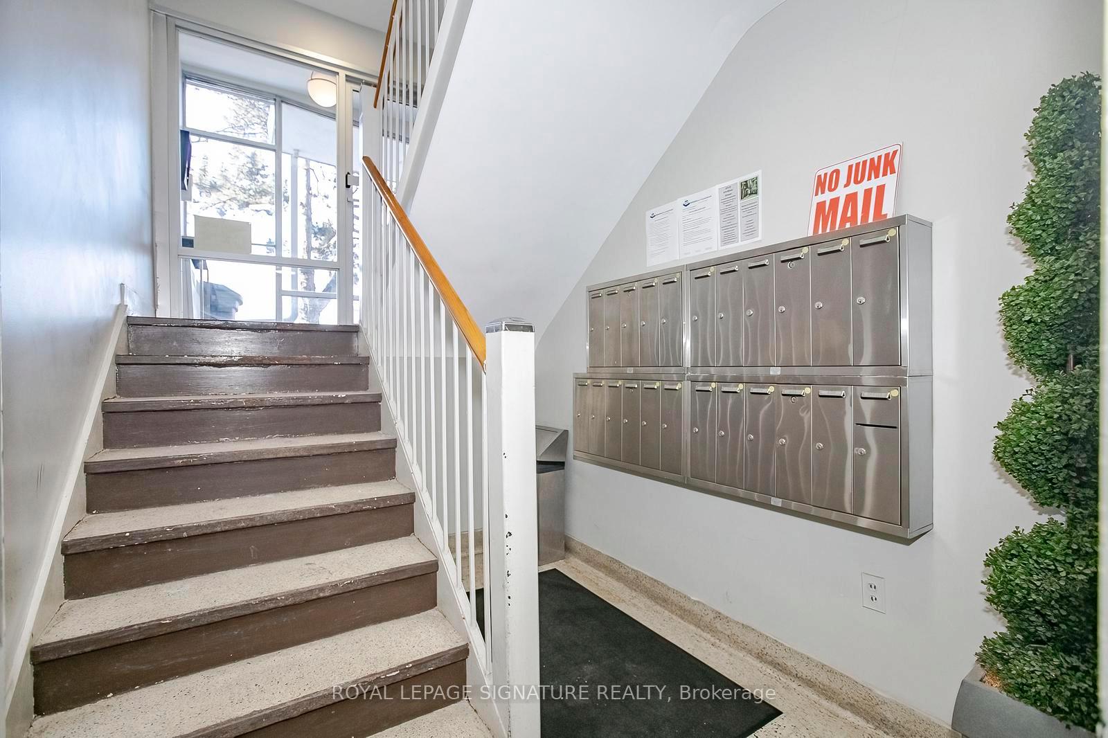 Photo 8 of Unit 305, 219 Wilson Avenue, Toronto, Bedford Park-Nortown — HOMEH
