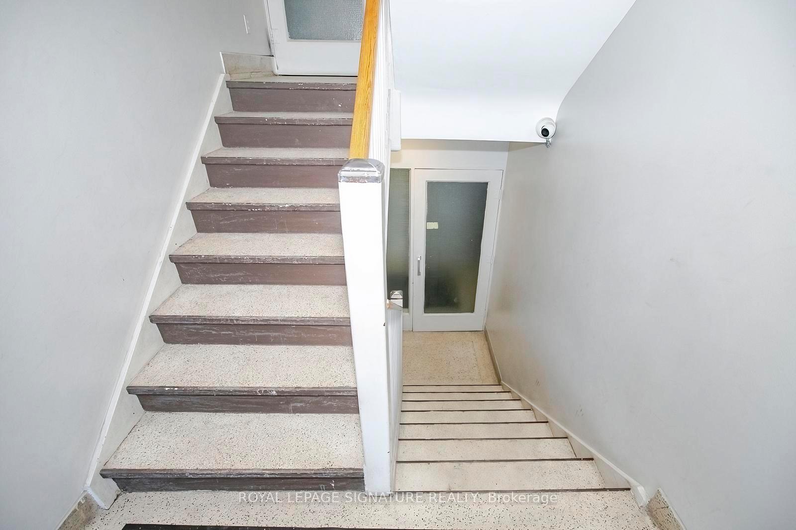 Photo 9 of Unit 305, 219 Wilson Avenue, Toronto, Bedford Park-Nortown — HOMEH