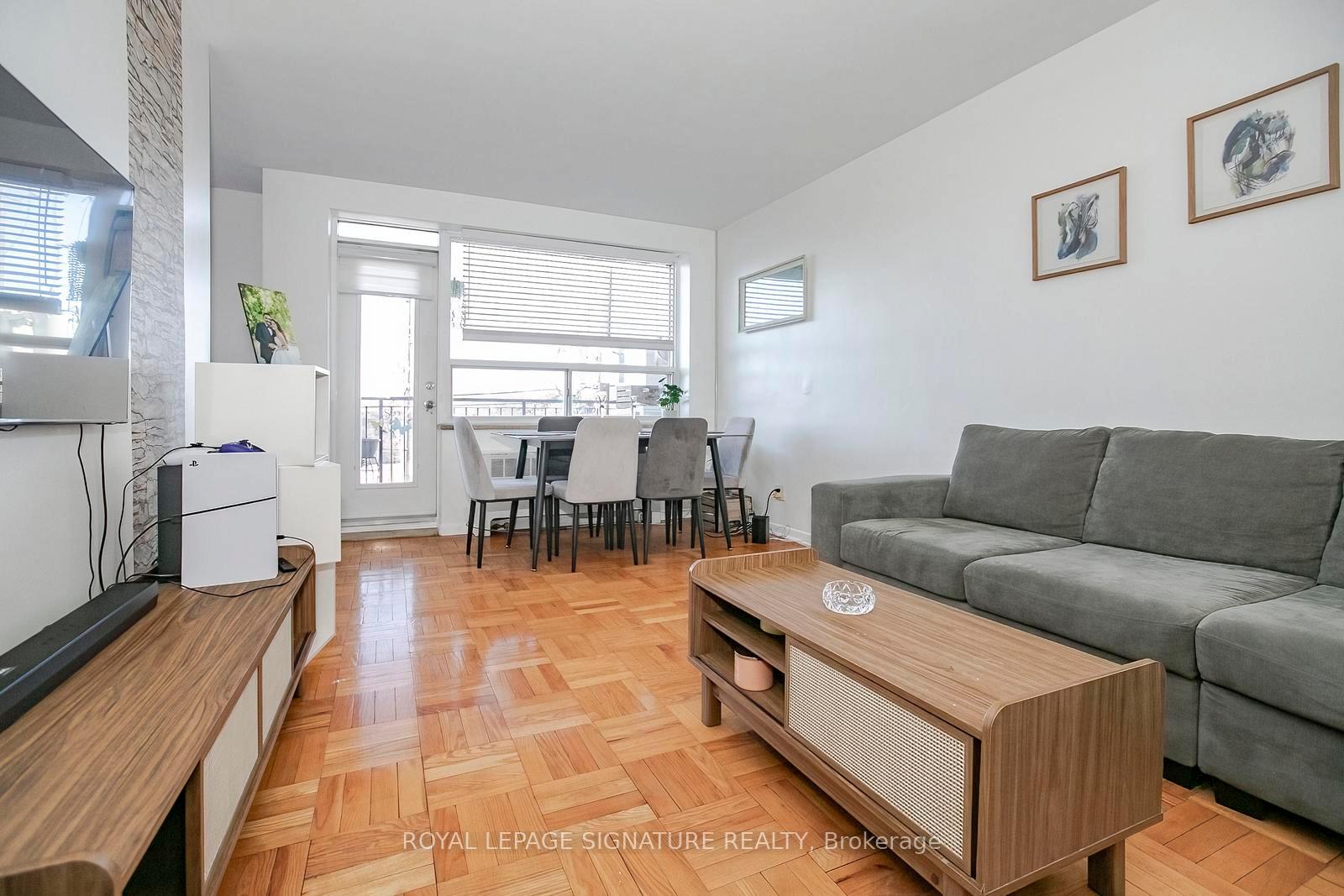 Photo 15 of Unit 305, 219 Wilson Avenue, Toronto, Bedford Park-Nortown — HOMEH