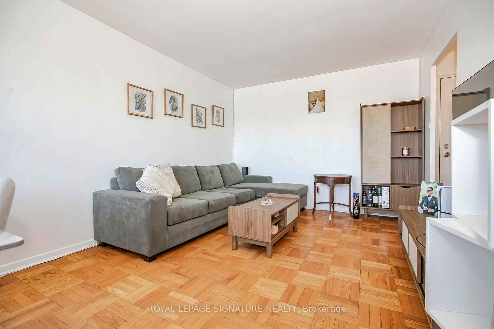 Photo 18 of Unit 305, 219 Wilson Avenue, Toronto, Bedford Park-Nortown — HOMEH