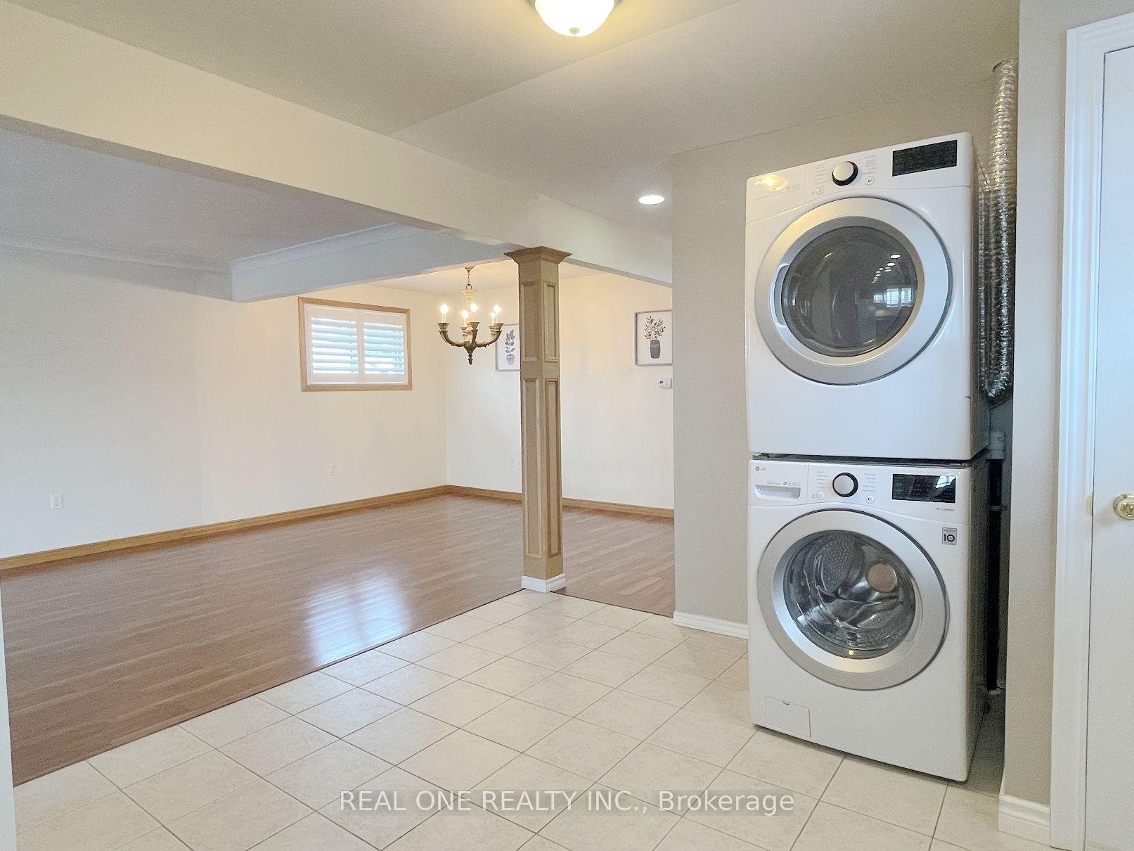 Photo 24 of Unit Upper, 25 Terrace Drive, Hamilton, Balfour — HOMEH