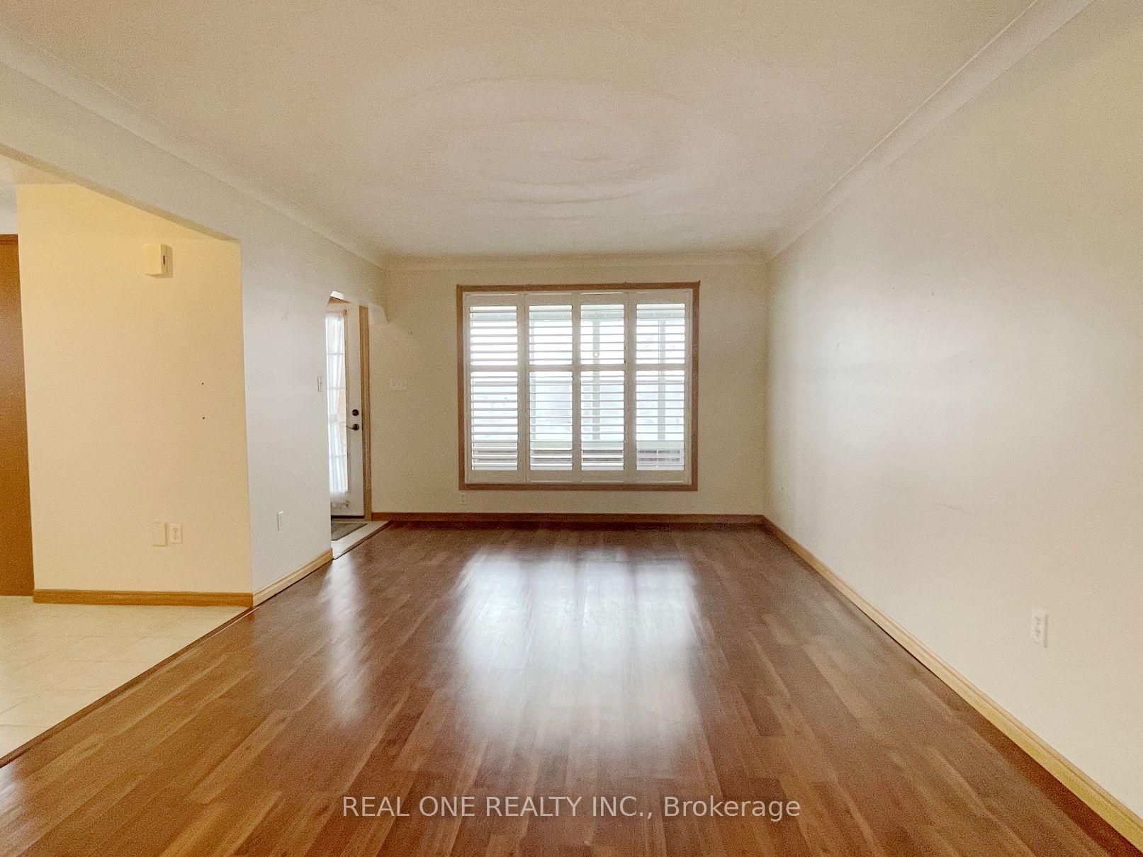 Photo 26 of Unit Upper, 25 Terrace Drive, Hamilton, Balfour — HOMEH
