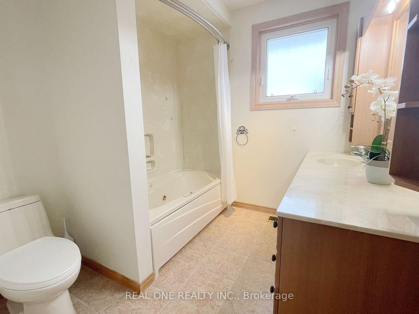 Photo 30 of Unit Upper, 25 Terrace Drive, Hamilton, Balfour — HOMEH