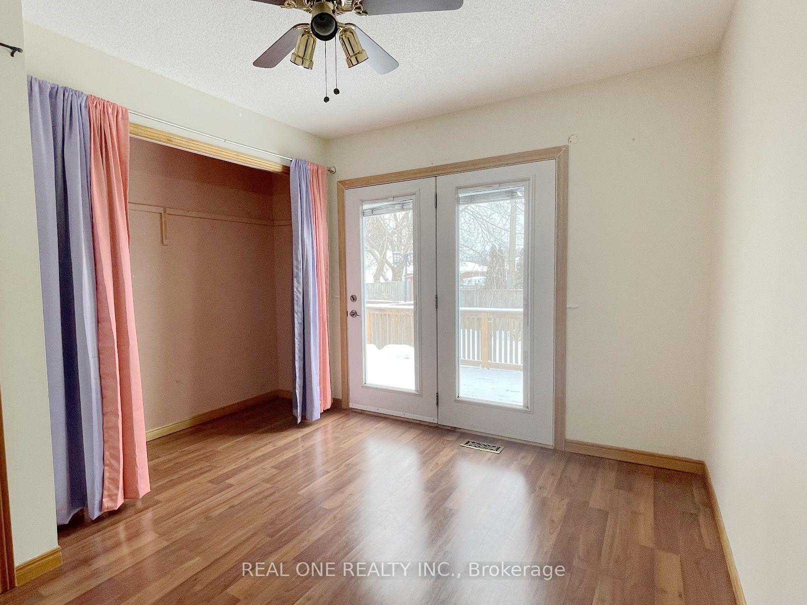 Photo 38 of Unit Upper, 25 Terrace Drive, Hamilton, Balfour — HOMEH