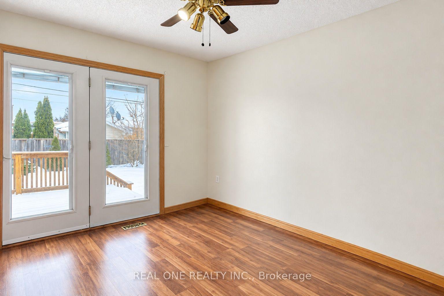Photo 37 of Unit Upper, 25 Terrace Drive, Hamilton, Balfour — HOMEH
