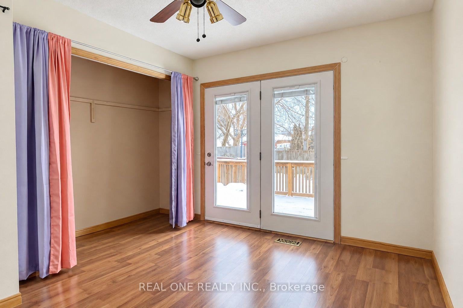 Photo 39 of Unit Upper, 25 Terrace Drive, Hamilton, Balfour — HOMEH