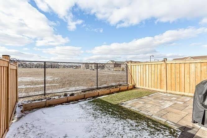Photo 16 of 68 Fann Drive, Brampton, Northwest Brampton — HOMEH