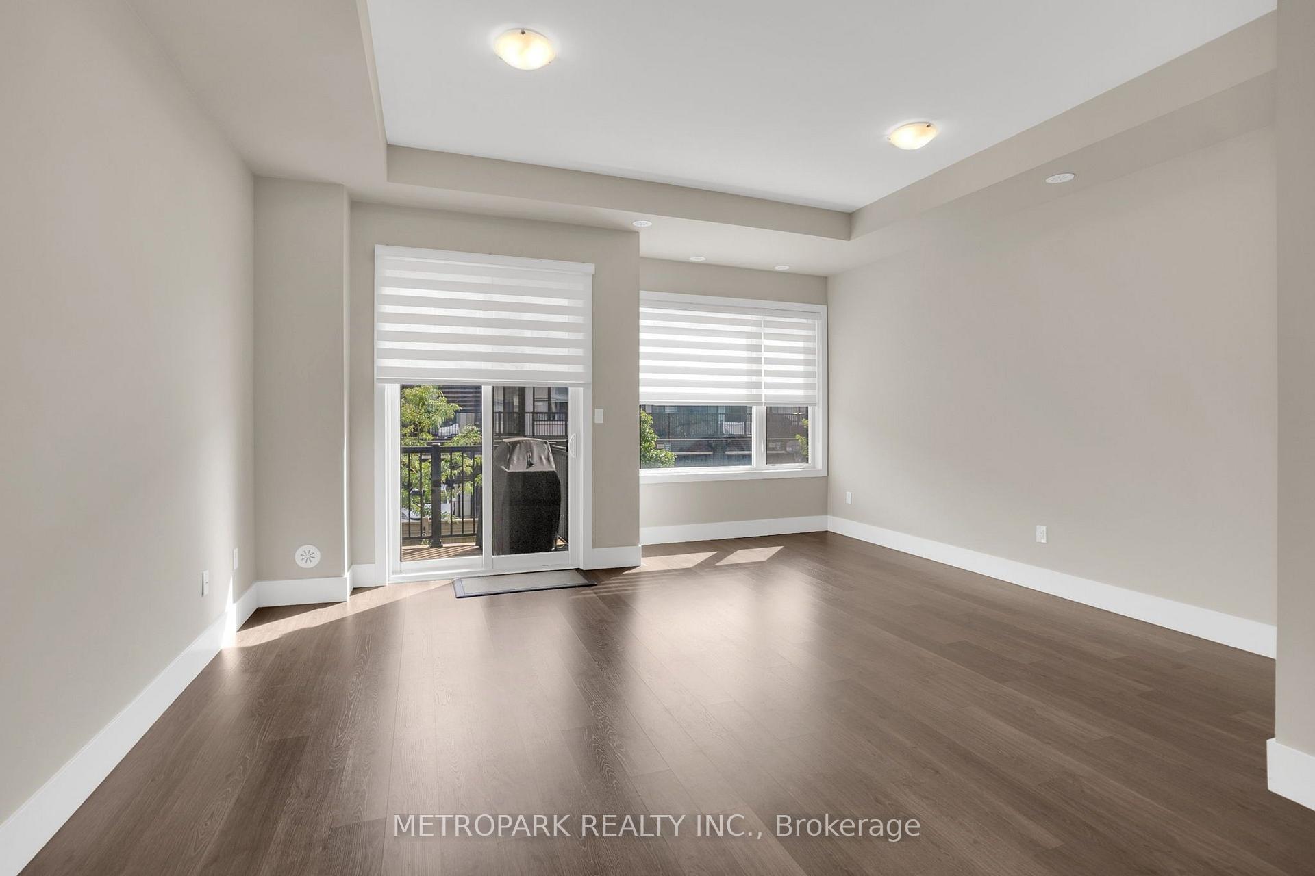 Photo 10 of 187 Sydney Circle, Vaughan, Vellore Village — HOMEH