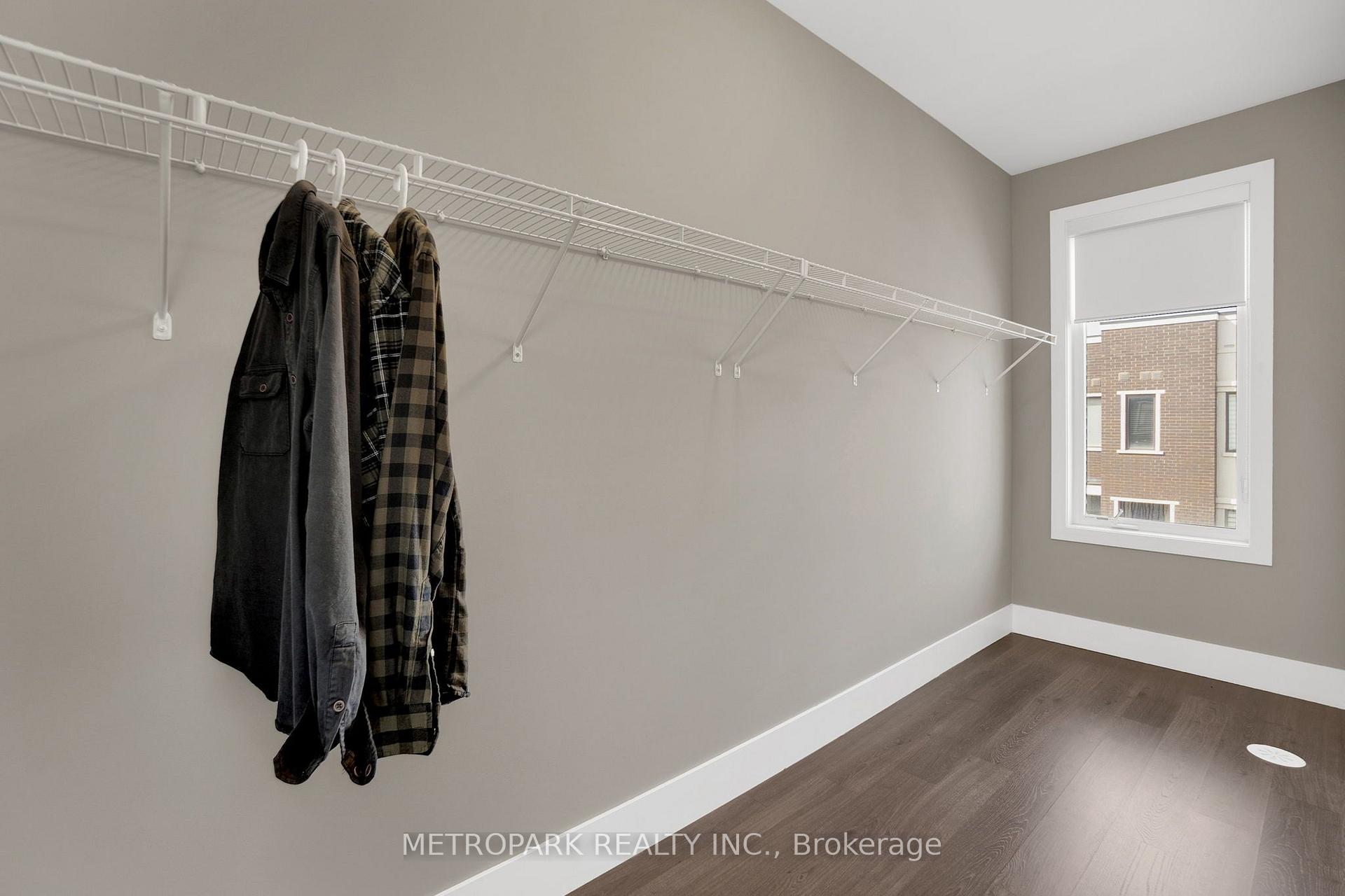 Photo 18 of 187 Sydney Circle, Vaughan, Vellore Village — HOMEH