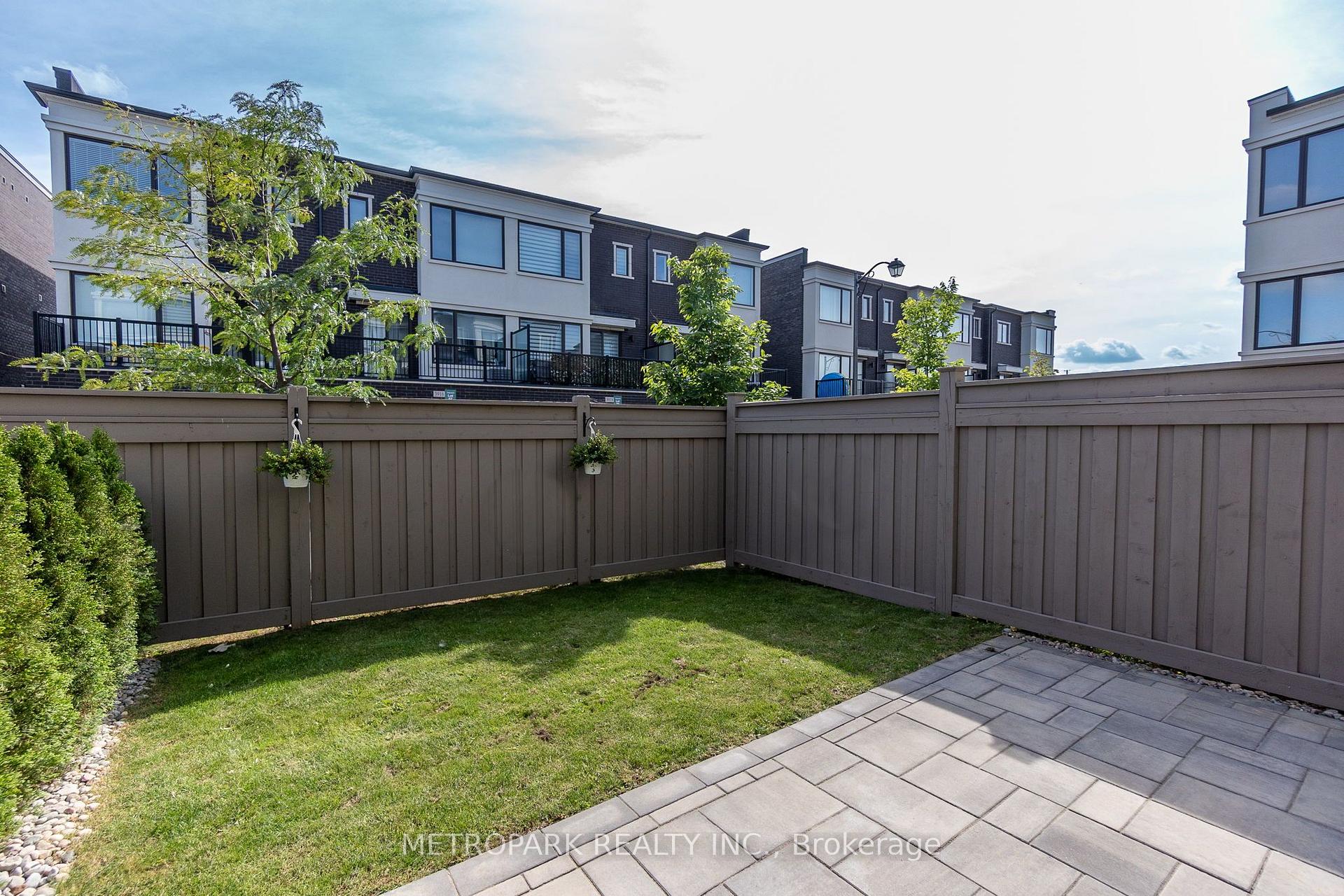 Photo 26 of 187 Sydney Circle, Vaughan, Vellore Village — HOMEH