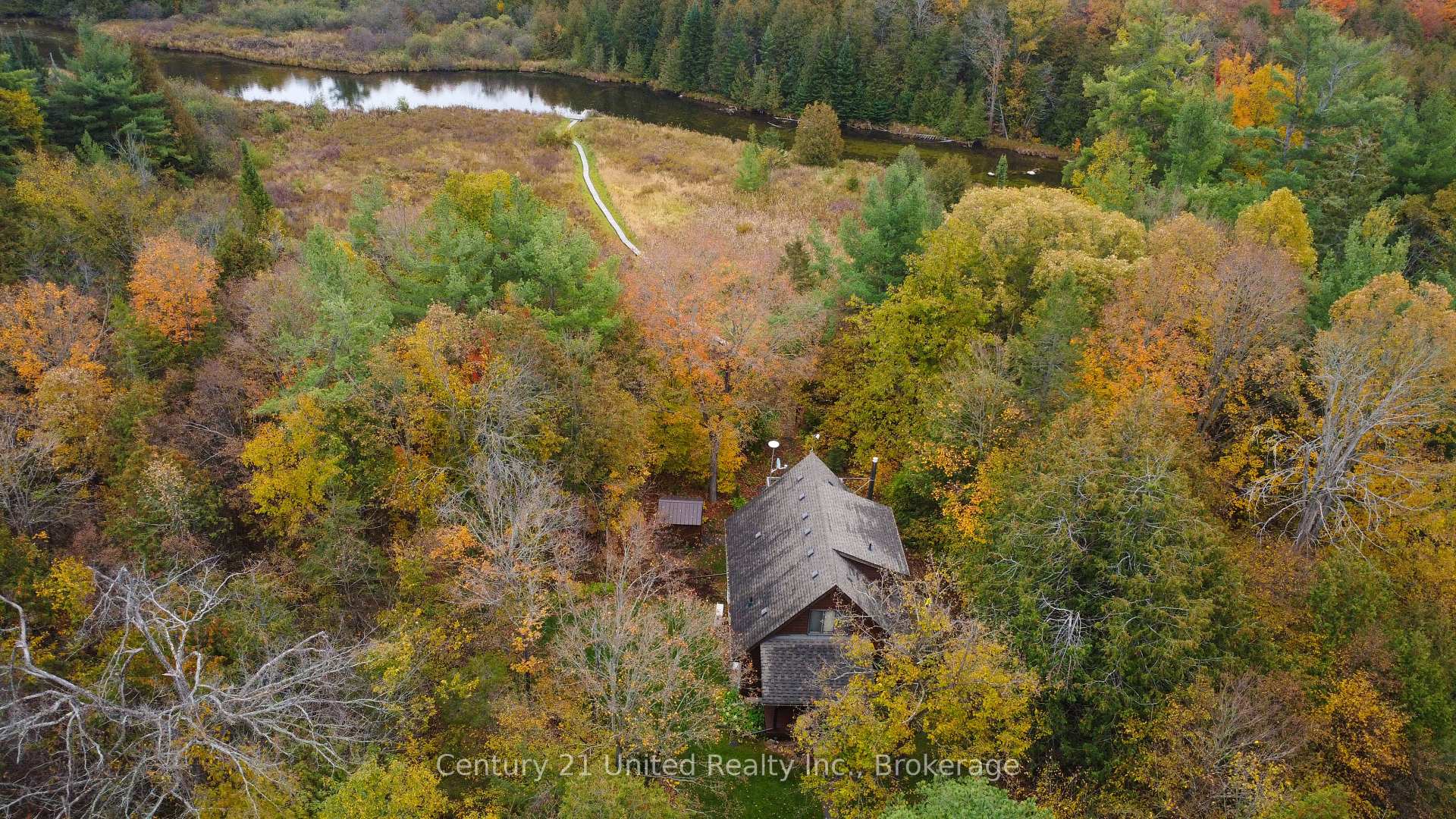 Photo 7 of 395 Sawmill Road, Douro-Dummer — HOMEH