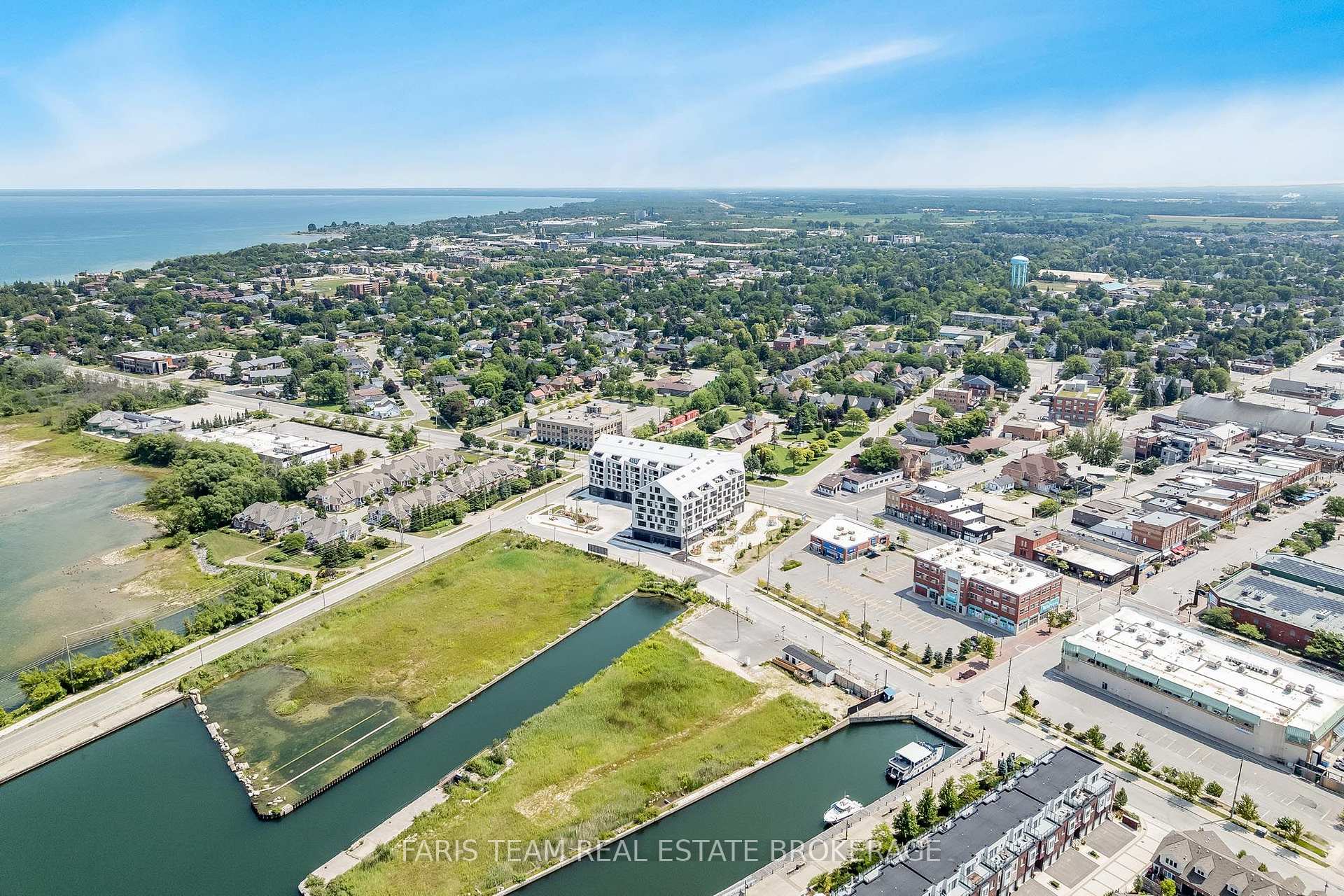 Photo 48 of Unit 413, 31 Huron Street, Collingwood — HOMEH