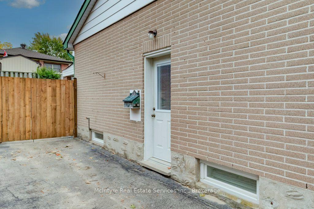 Photo 42 of 79 Hoffman Street, Waterloo — HOMEH
