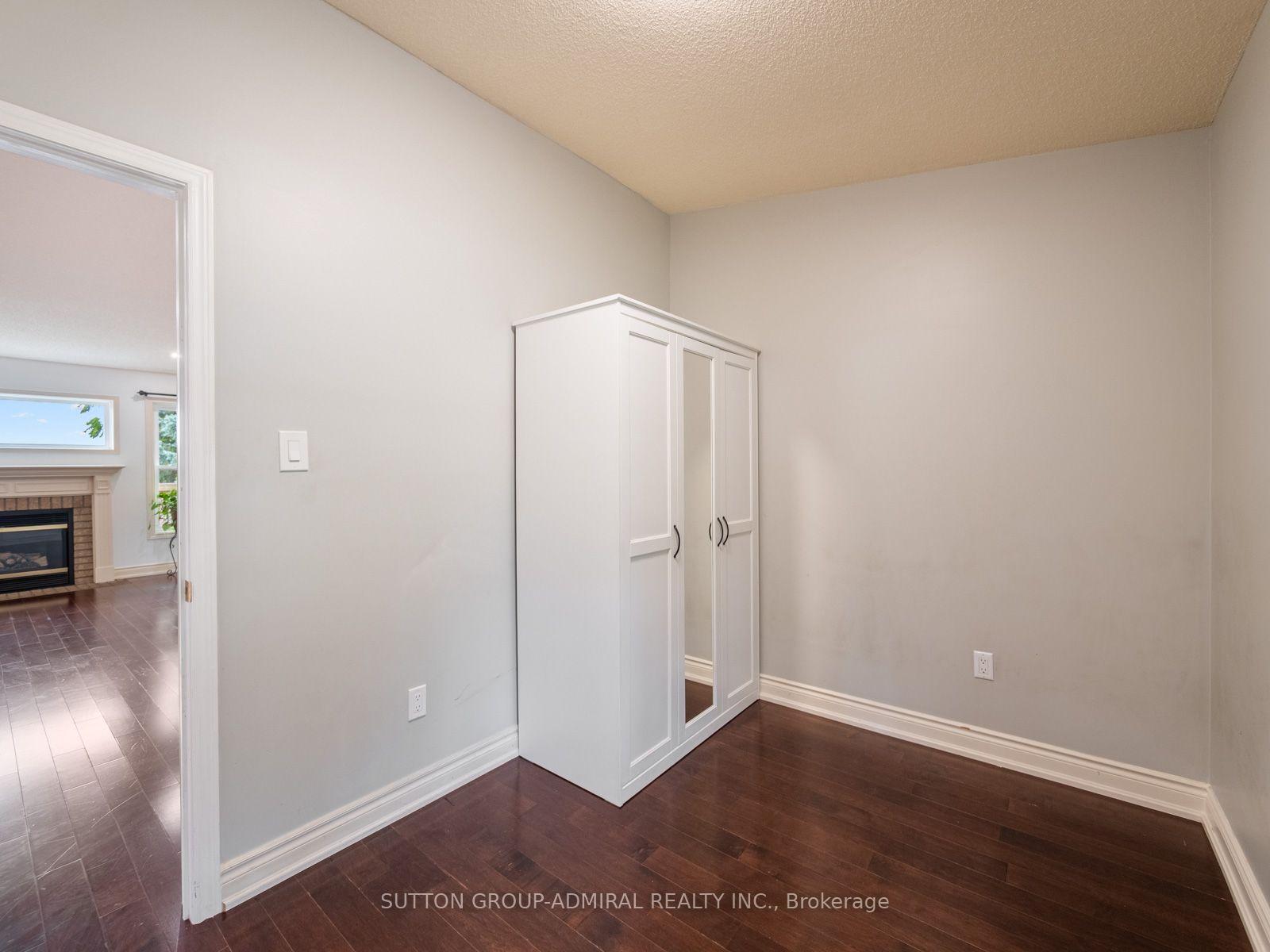 Photo 17 of 28 Harwood Drive, Barrie, Painswick North — HOMEH