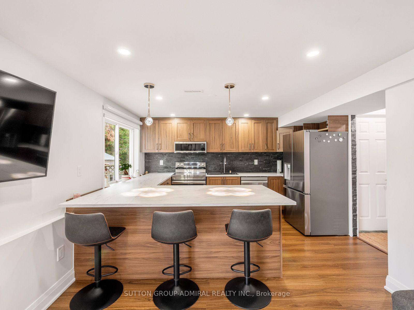 Photo 30 of 28 Harwood Drive, Barrie, Painswick North — HOMEH