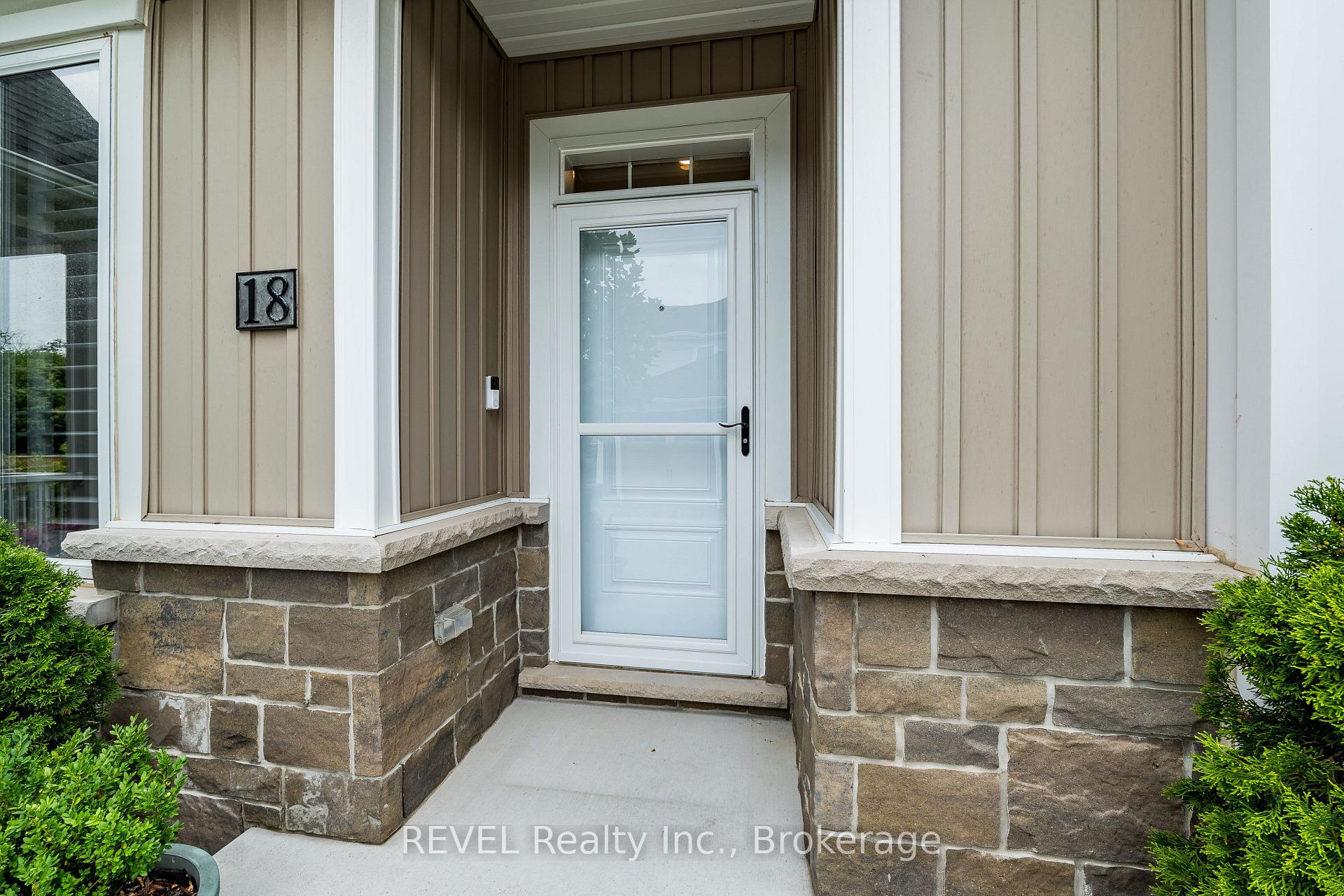 Photo 3 of 18 Princeton Common Street, St. Catharines, Lakeport — HOMEH