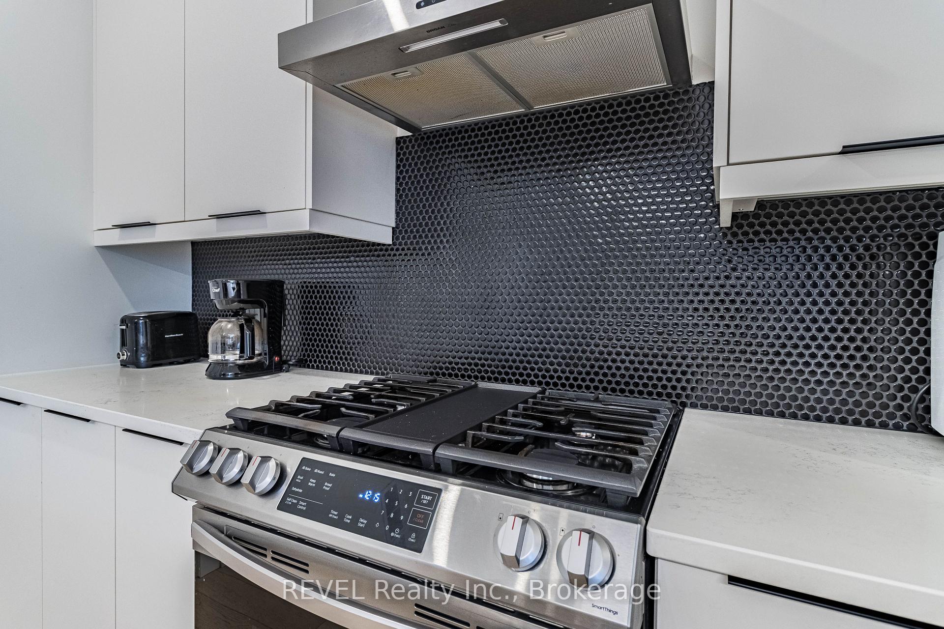 Photo 17 of 18 Princeton Common Street, St. Catharines, Lakeport — HOMEH