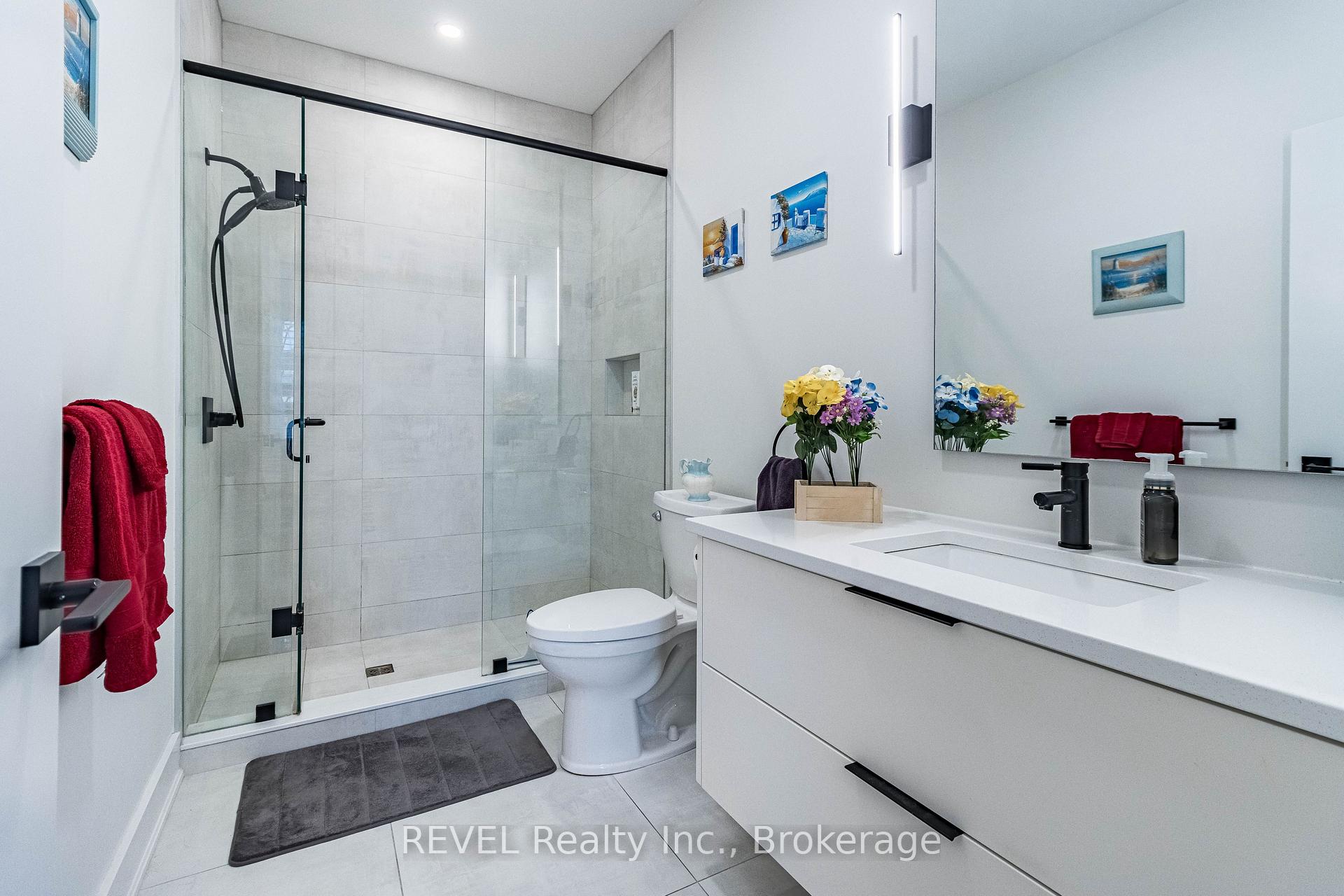 Photo 20 of 18 Princeton Common Street, St. Catharines, Lakeport — HOMEH