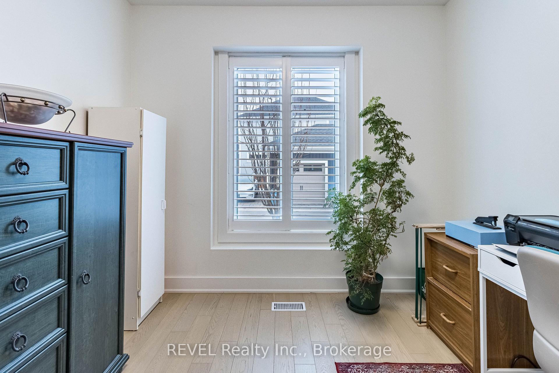 Photo 23 of 18 Princeton Common Street, St. Catharines, Lakeport — HOMEH