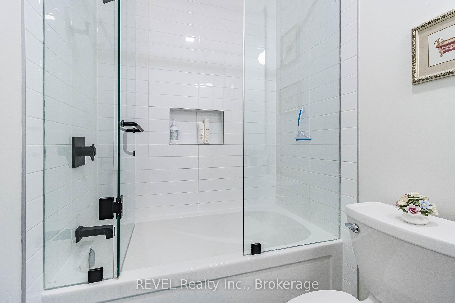 Photo 27 of 18 Princeton Common Street, St. Catharines, Lakeport — HOMEH