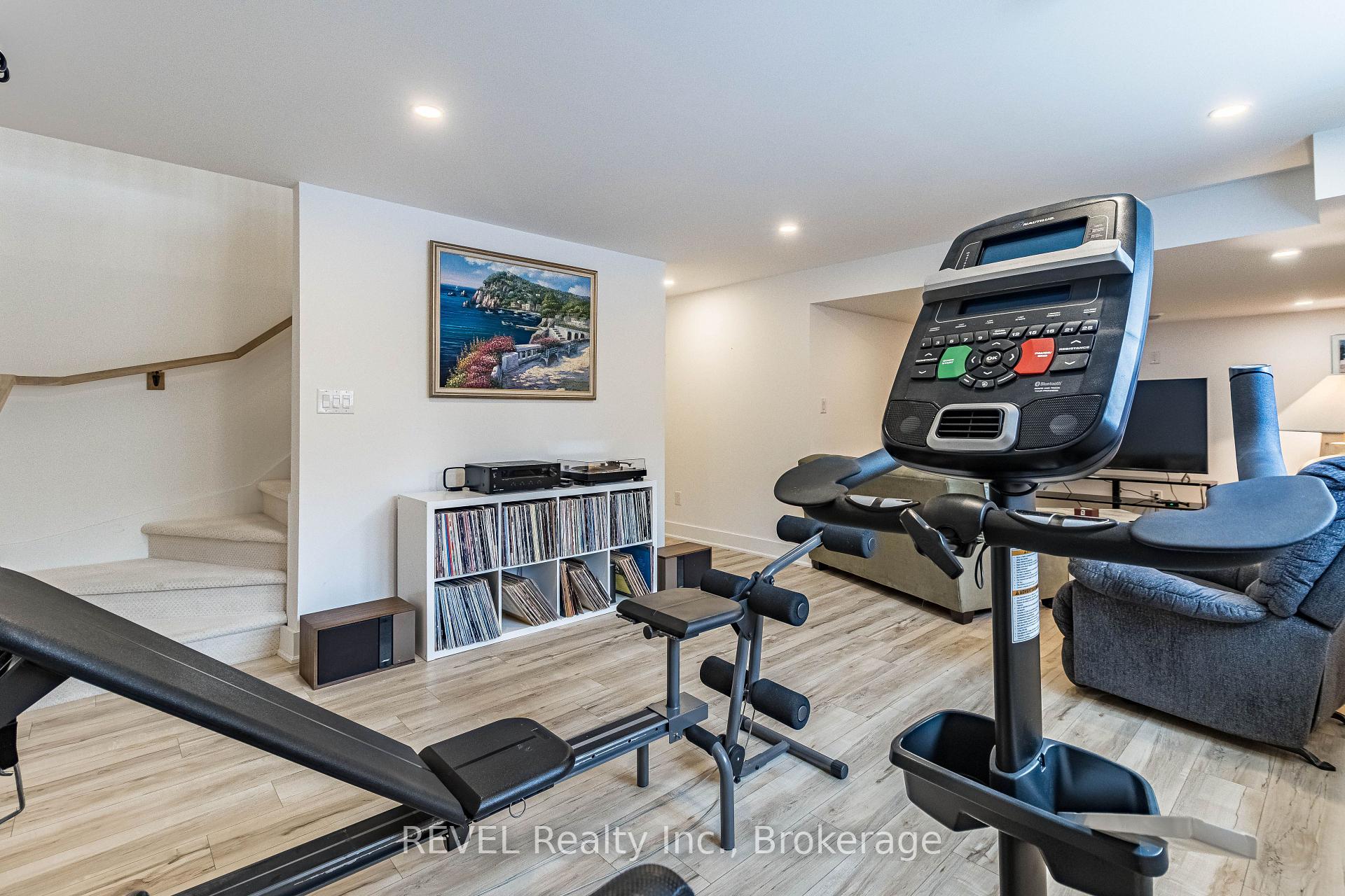 Photo 30 of 18 Princeton Common Street, St. Catharines, Lakeport — HOMEH