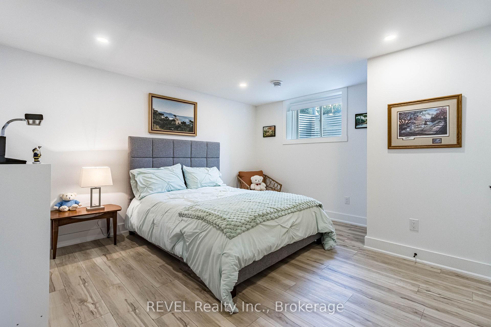 Photo 36 of 18 Princeton Common Street, St. Catharines, Lakeport — HOMEH