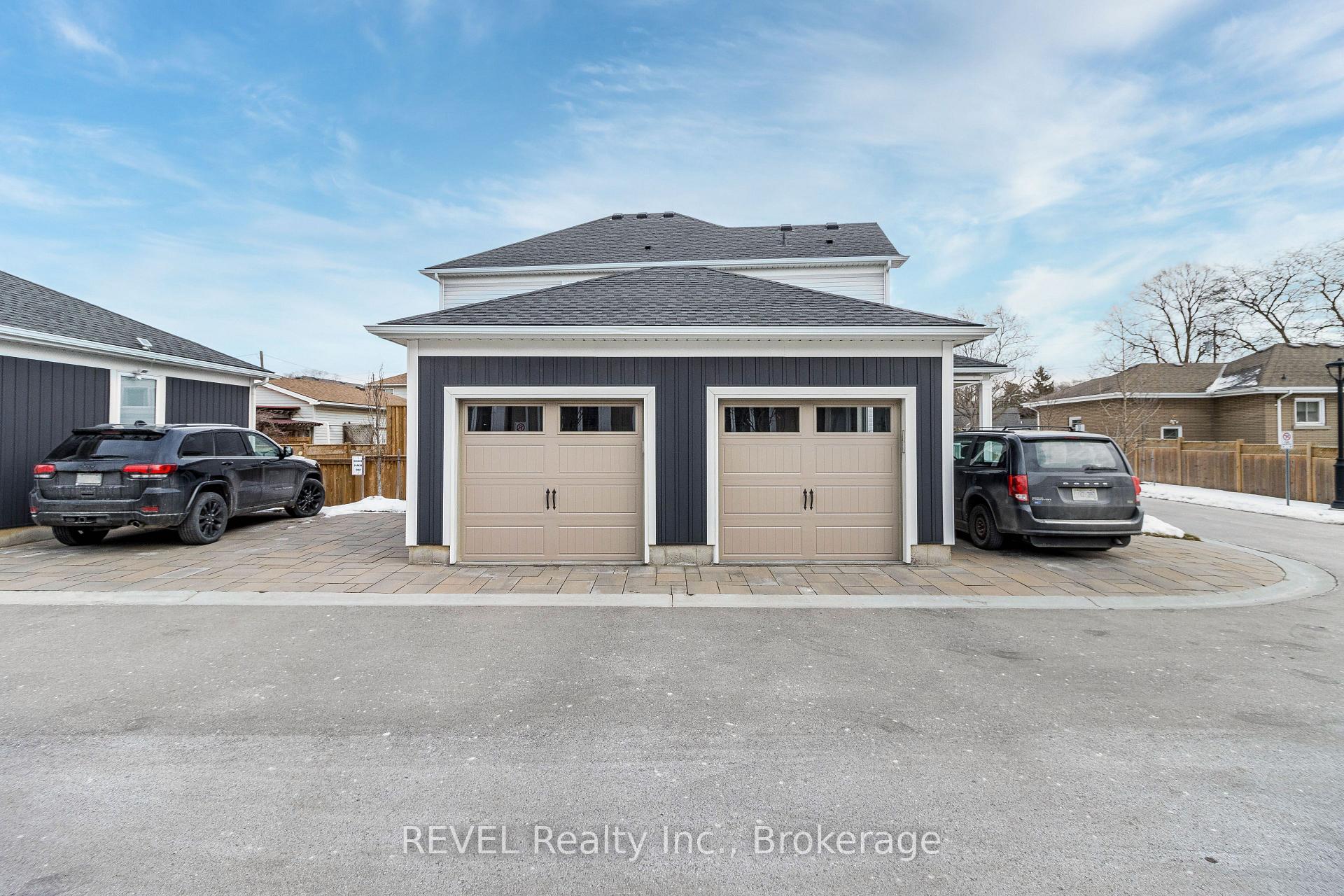 Photo 41 of 18 Princeton Common Street, St. Catharines, Lakeport — HOMEH