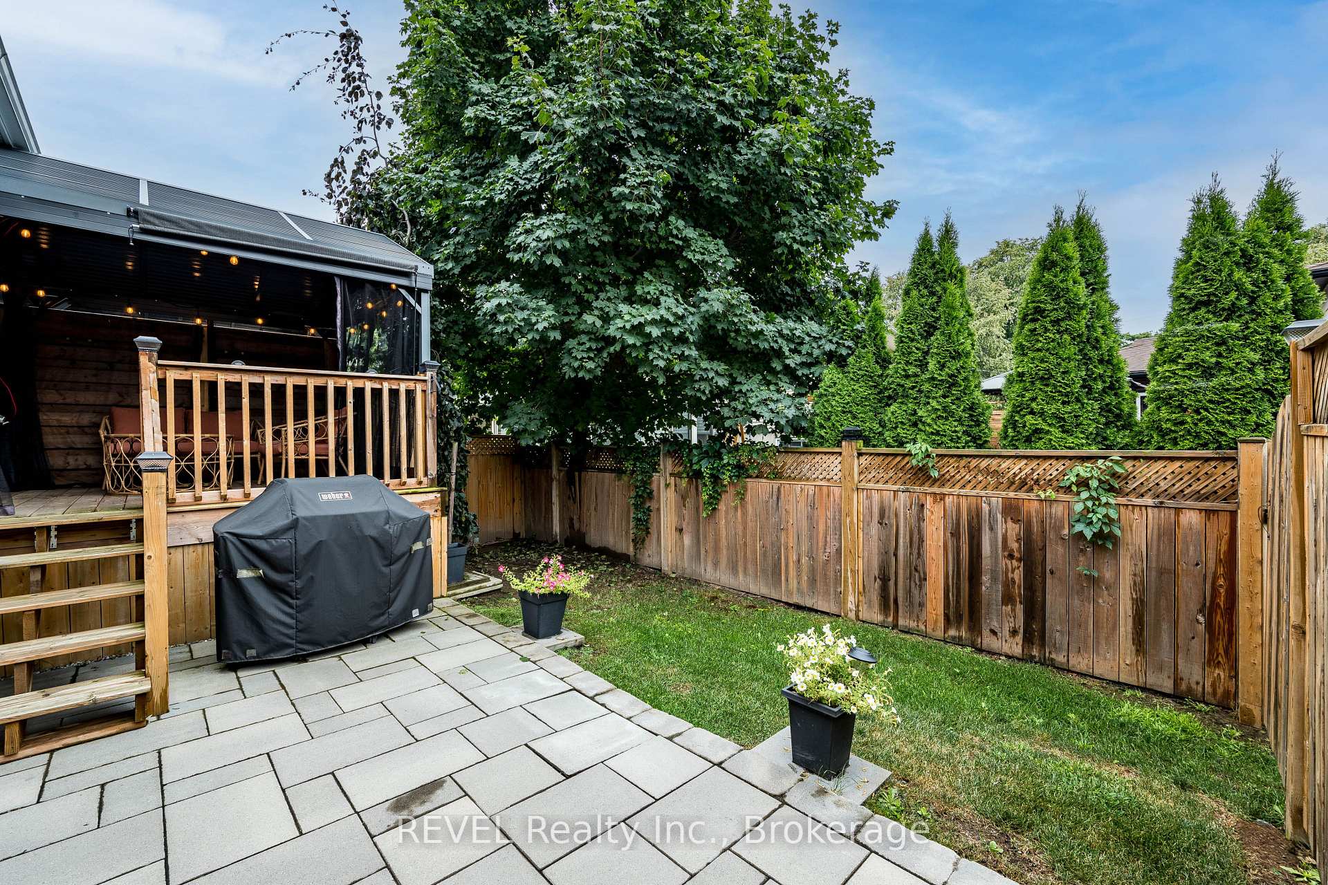 Photo 44 of 18 Princeton Common Street, St. Catharines, Lakeport — HOMEH
