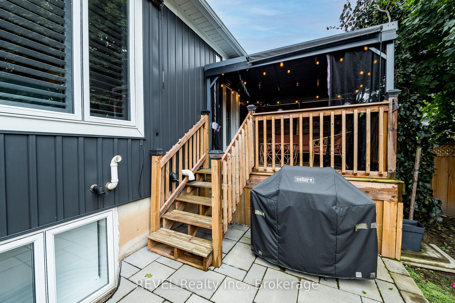 Photo 45 of 18 Princeton Common Street, St. Catharines, Lakeport — HOMEH