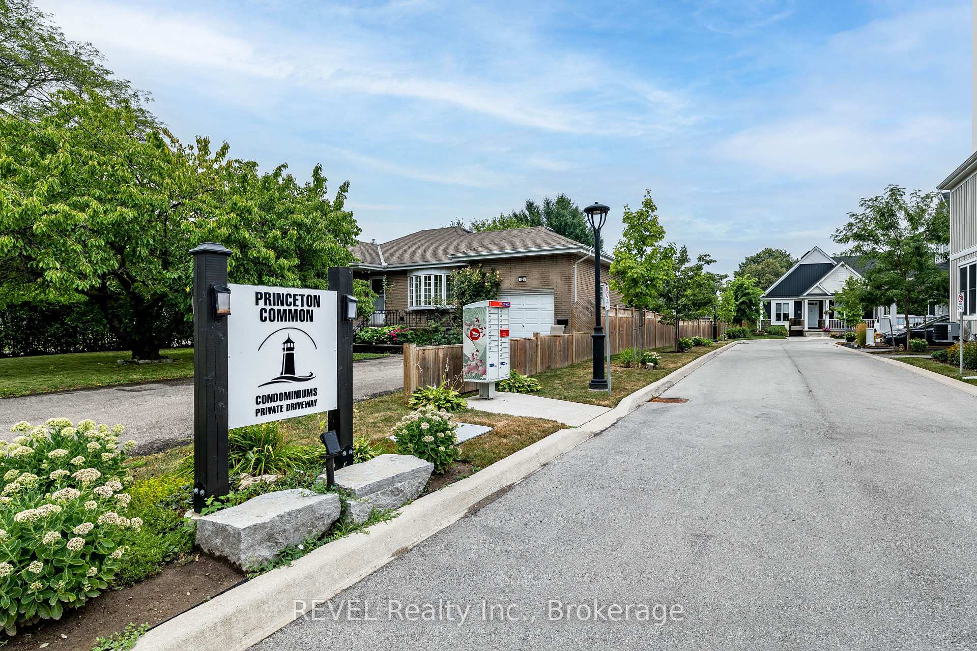 Photo 50 of 18 Princeton Common Street, St. Catharines, Lakeport — HOMEH